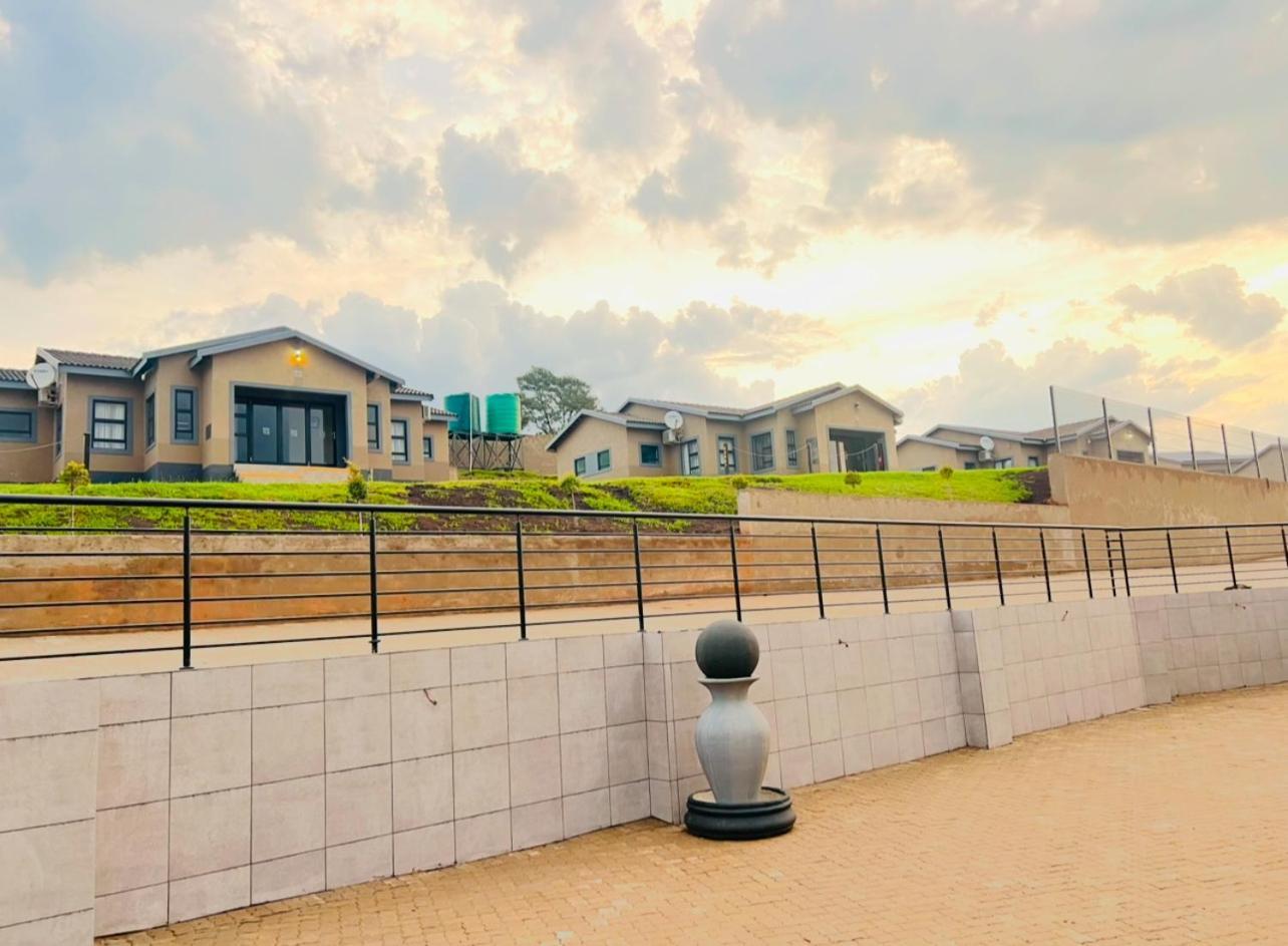 Ndalo Lodge Oshoek Oshoek  Buitenkant foto