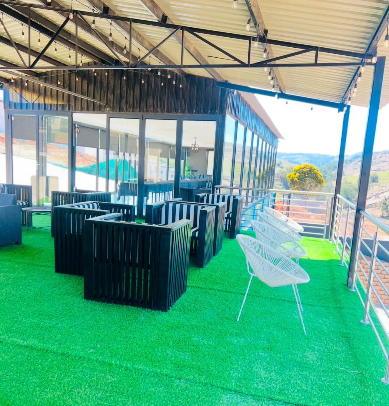 Ndalo Lodge Oshoek Oshoek  Buitenkant foto